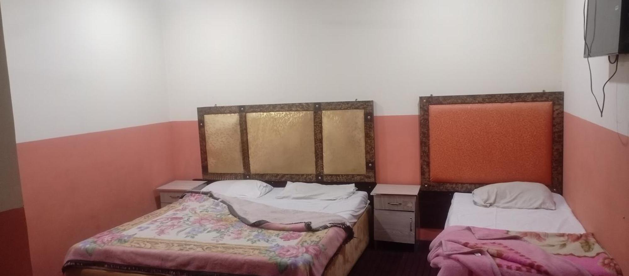 New Pak Royal Hotel ラホール エクステリア 写真
